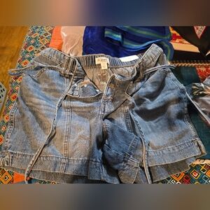 Maurice jean shorts.